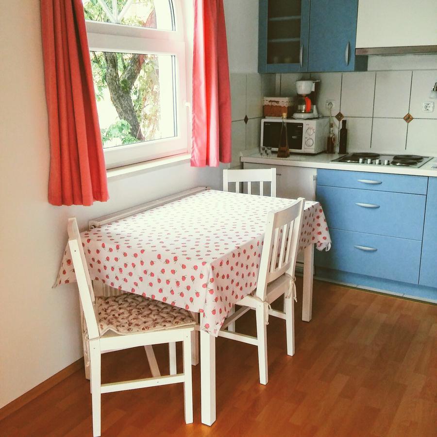 Prenocisca Angelin Hram, Tiny Apartments Markovec Екстер'єр фото