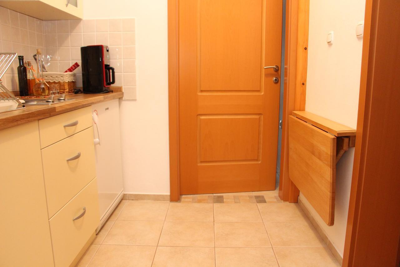 Prenocisca Angelin Hram, Tiny Apartments Markovec Екстер'єр фото
